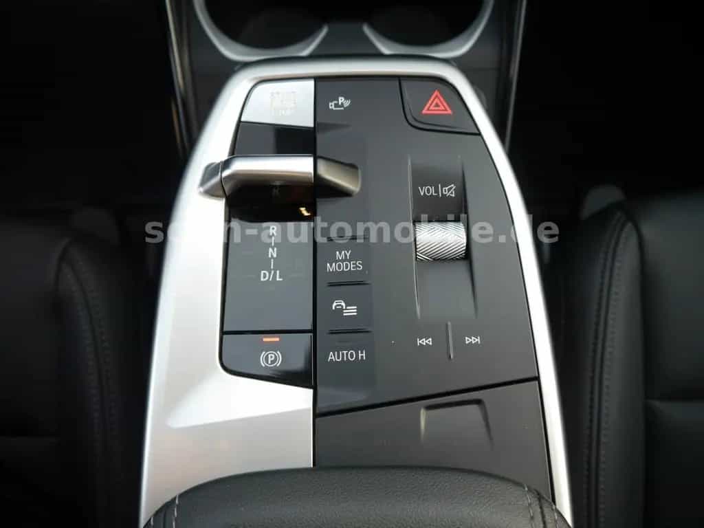 BMW X1 18 i sDri xLine Panorama/ACC/HUD/LED/AHK/360° 10/2023-photo-40