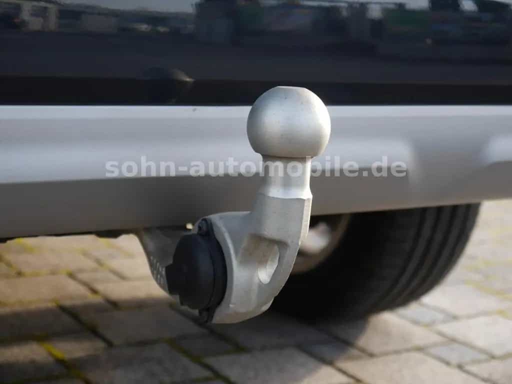 BMW X1 18 i sDri xLine Panorama/ACC/HUD/LED/AHK/360° 10/2023-photo-8