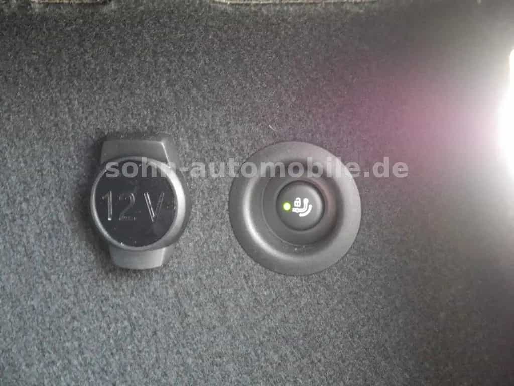 BMW X1 18 i sDri xLine Panorama/ACC/HUD/LED/AHK/360° 10/2023-photo-9