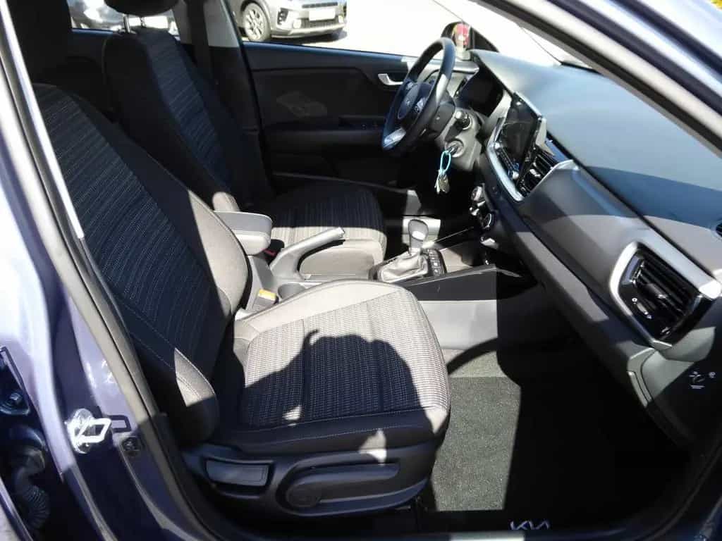 Kia Stonic 1.0 T-GDI 100 OPF DCT7 Vision 01/2025-photo-13
