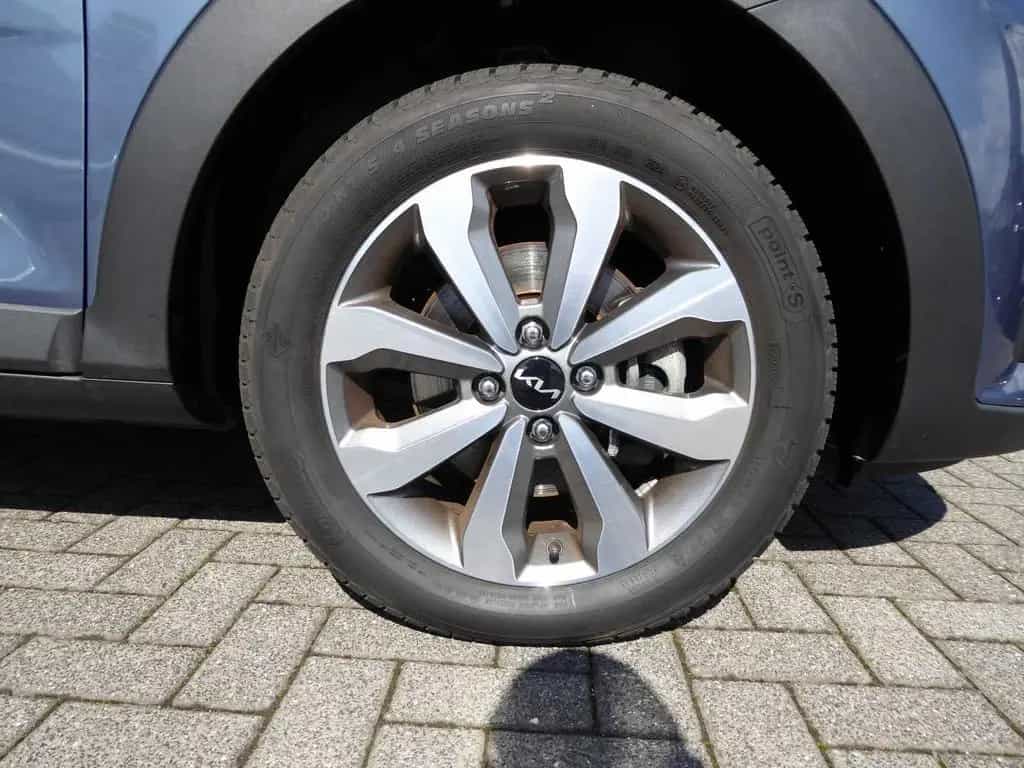 Kia Stonic 1.0 T-GDI 100 OPF DCT7 Vision 01/2025-photo-14