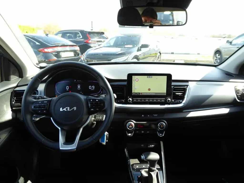 Kia Stonic 1.0 T-GDI 100 OPF DCT7 Vision 01/2025-photo-8