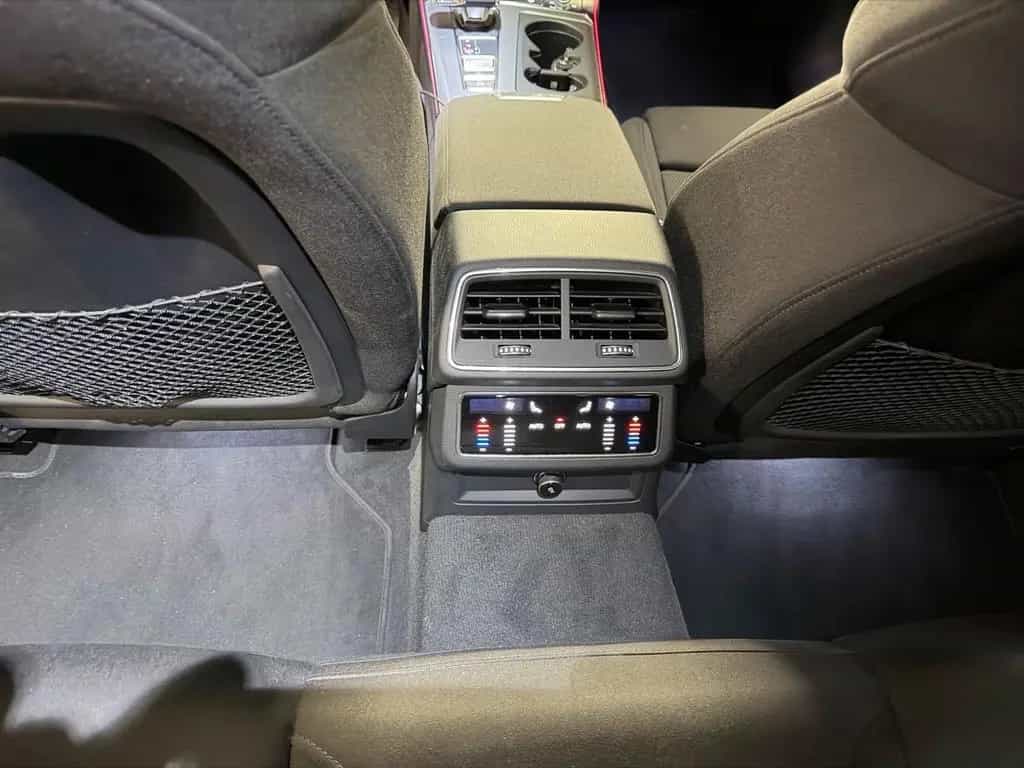 Audi A6 2021 08/2021-photo-8