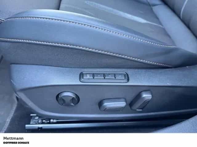Cupra Formentor VZ 4Drive LED NAVI PANO AHK KAMERA SHZ 03/2024-photo-11