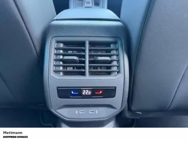 Cupra Formentor VZ 4Drive LED NAVI PANO AHK KAMERA SHZ 03/2024-photo-19