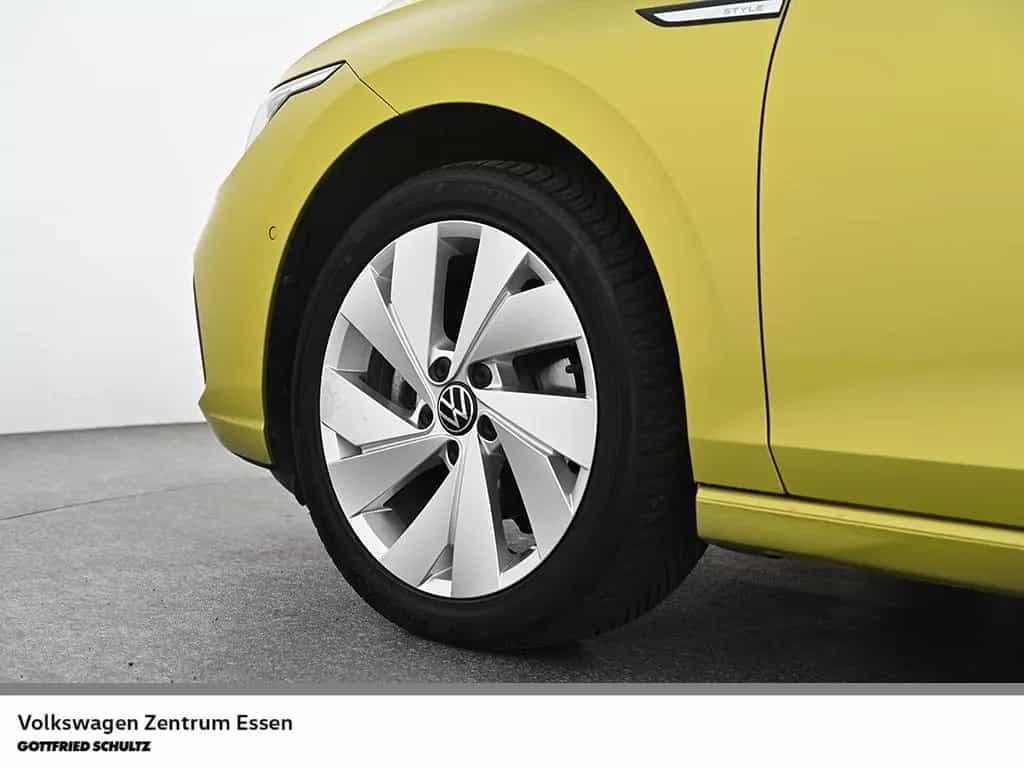 Volkswagen Golf Style eTSI DSG LEDPlus 17Assistpaket 07/2021-photo-4