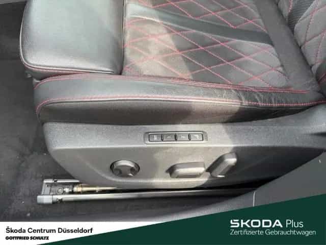 Skoda Octavia Combi RS Plus Panorama-Schiebedach elekt 05/2021-photo-9