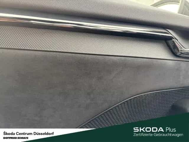 Skoda Octavia Combi RS Plus Panorama-Schiebedach elekt 05/2021-photo-25