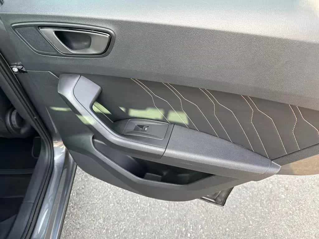 Cupra Ateca VZ 2.0 TSI 4DRIVE LED+NAVI+AHK+360°KAMERA 01/2025-photo-27