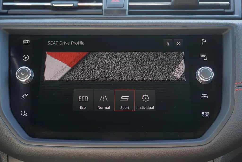 Seat Arona 1.0 TSI FR LED Alcantara Kamera Totwinkel 07/2019-photo-13