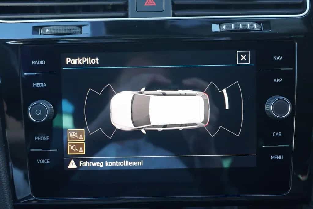 Volkswagen Golf VII Variant 1.5TSI Highline LED Pano Standh 10/2019-photo-11