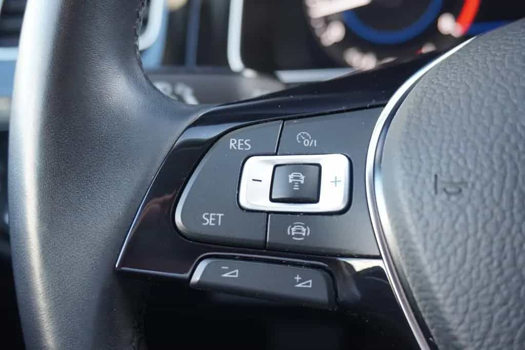 Volkswagen Golf VII Variant 1.5TSI Highline LED Pano Standh 10/2019-photo-18
