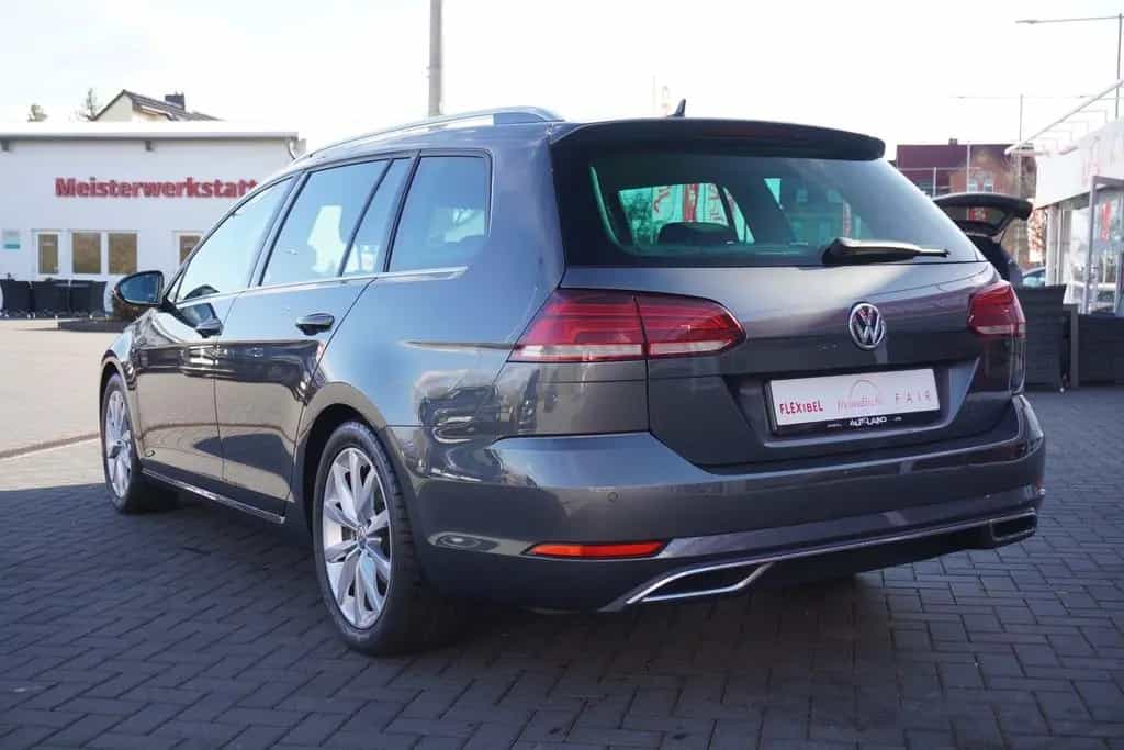 Volkswagen Golf VII Variant 1.5TSI Highline LED Pano Standh 10/2019-photo-2