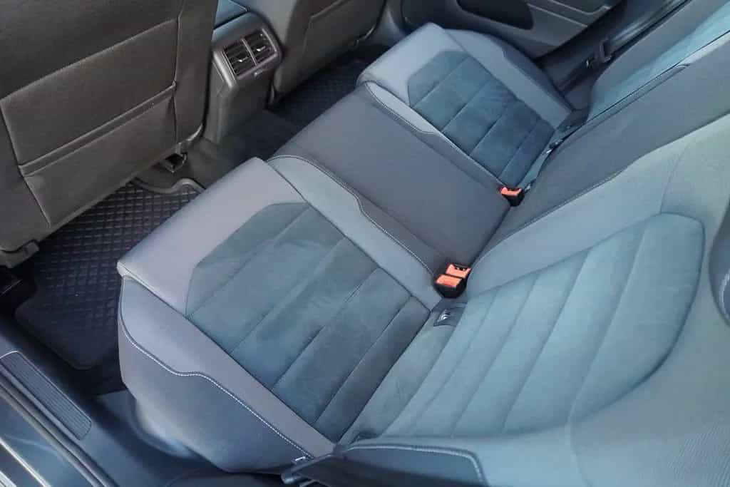 Volkswagen Golf VII Variant 1.5TSI Highline LED Pano Standh 10/2019-photo-31