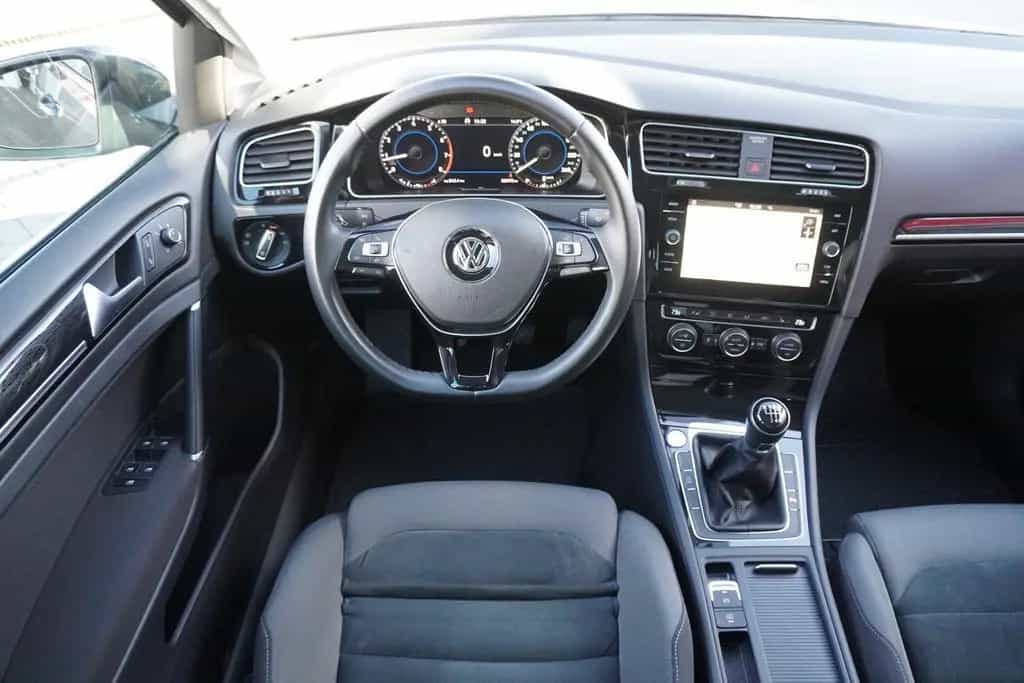 Volkswagen Golf VII Variant 1.5TSI Highline LED Pano Standh 10/2019-photo-9