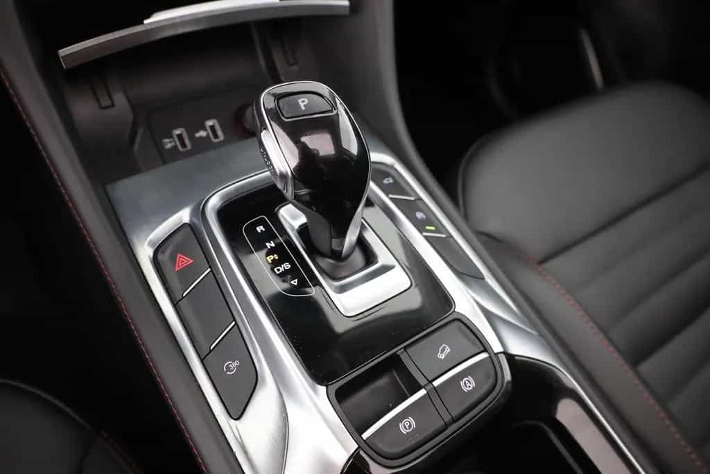 MG HS 1.5 T-GDI Luxury Aut. LED ACC Navi 360° Pano 03/2024-photo-12