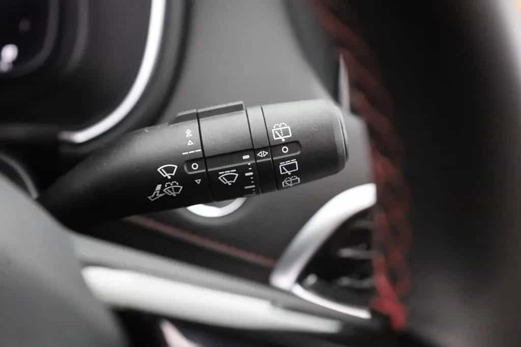 MG HS 1.5 T-GDI Luxury Aut. LED ACC Navi 360° Pano 03/2024-photo-18