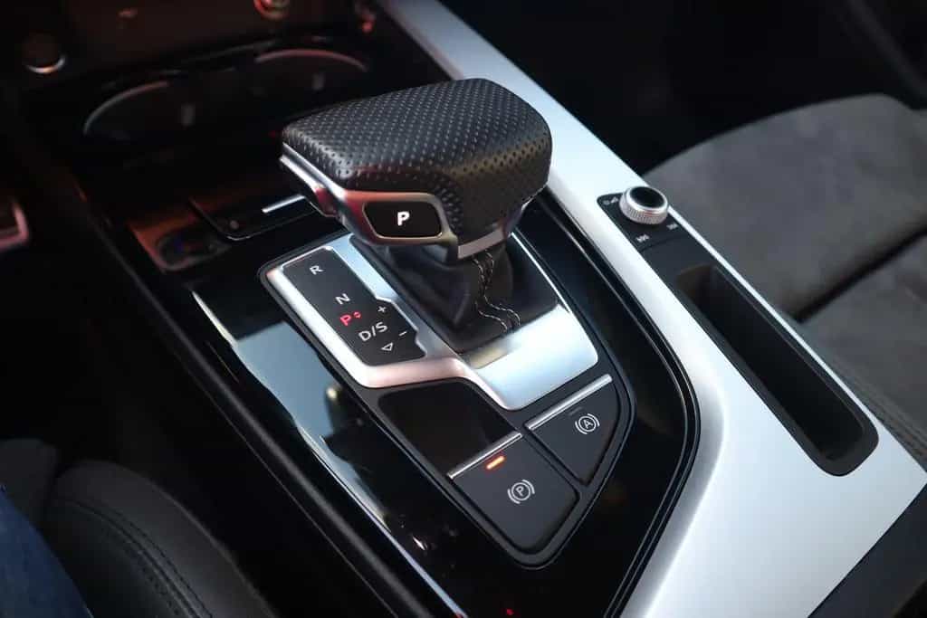 Audi A4 Avant 35 TFSI S line S-Tronic LED Navi Kamera 12/2019-photo-19
