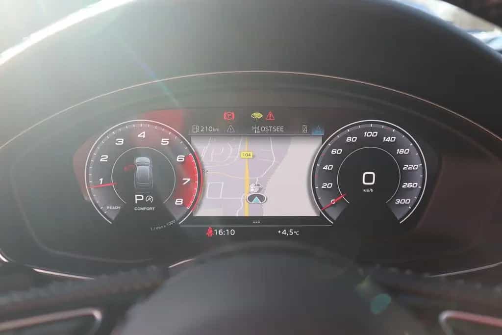 Audi A4 Avant 35 TFSI S line S-Tronic LED Navi Kamera 12/2019-photo-23
