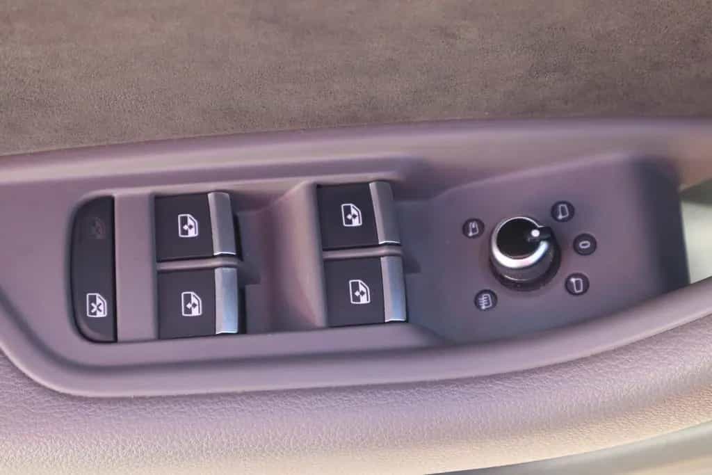 Audi A4 Avant 35 TFSI S line S-Tronic LED Navi Kamera 12/2019-photo-29