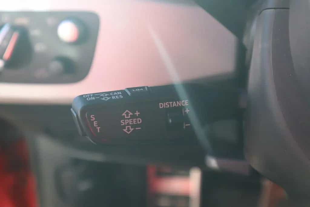 Audi A4 Avant 35 TFSI S line S-Tronic LED Navi Kamera 12/2019-photo-32