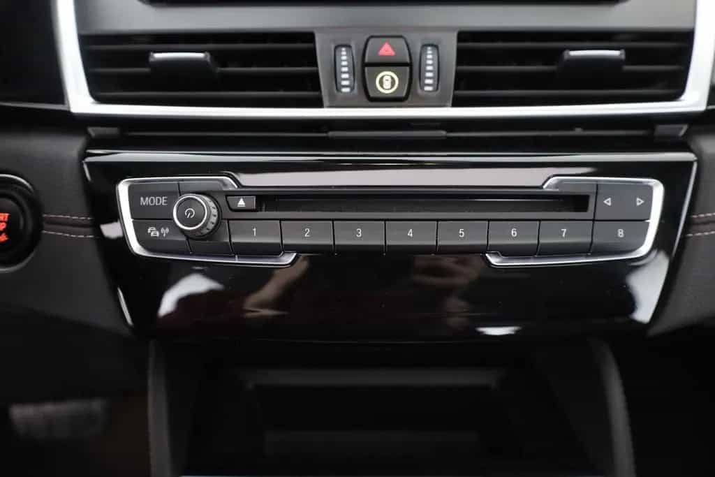 BMW 218 i Active Tourer Luxury Line LED Navi Panorama 10/2019-photo-11