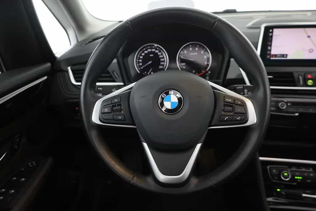 BMW 218 i Active Tourer Luxury Line LED Navi Panorama 10/2019-photo-14