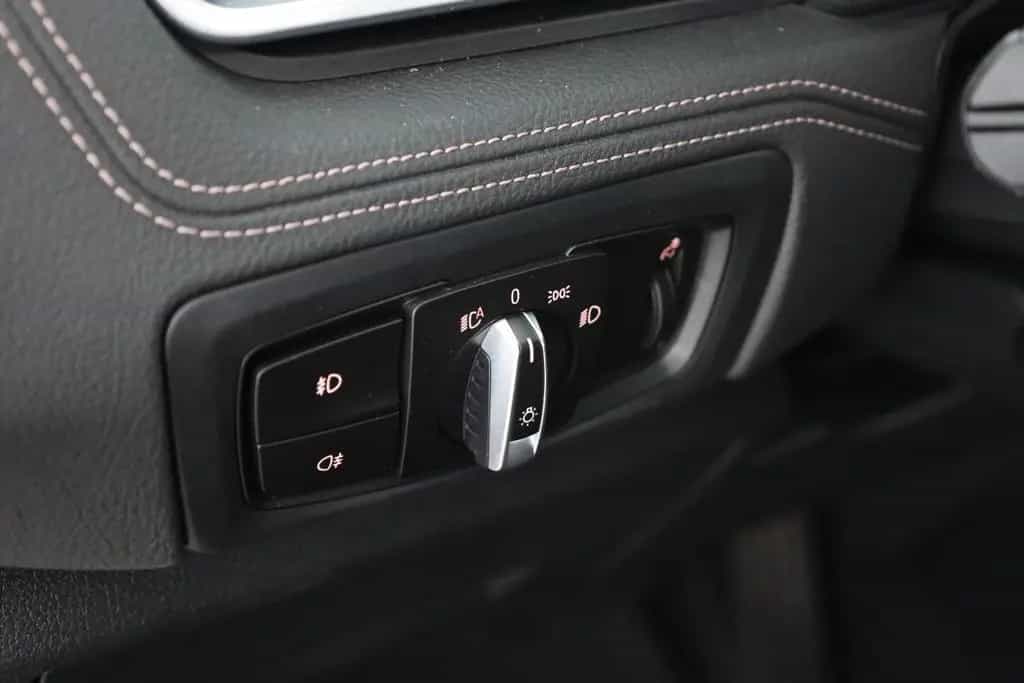 BMW 218 i Active Tourer Luxury Line LED Navi Panorama 10/2019-photo-20