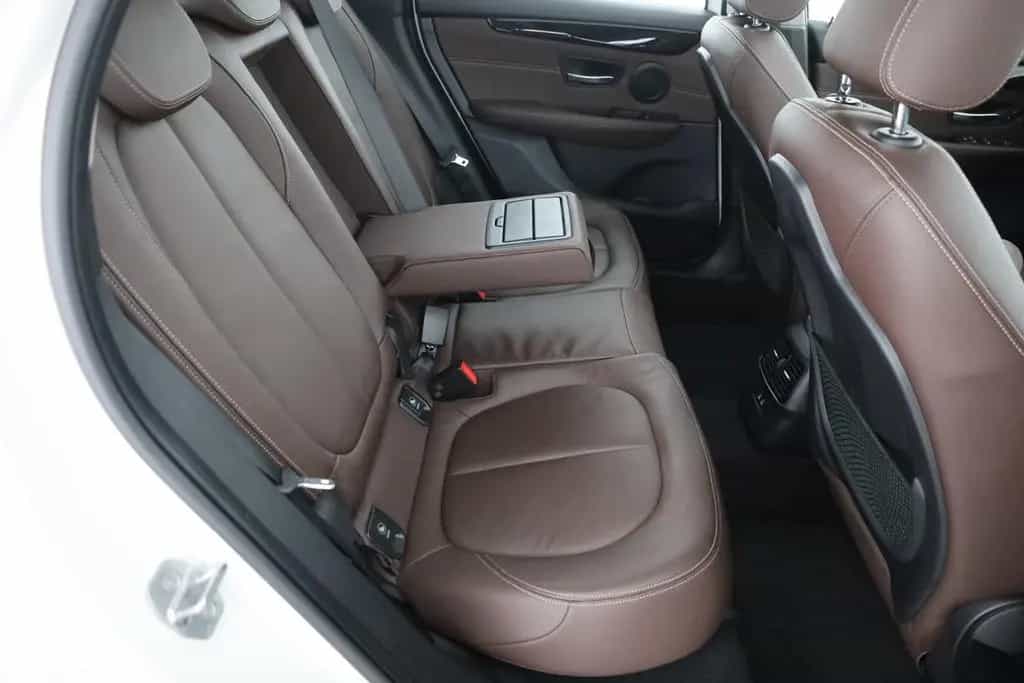 BMW 218 i Active Tourer Luxury Line LED Navi Panorama 10/2019-photo-24