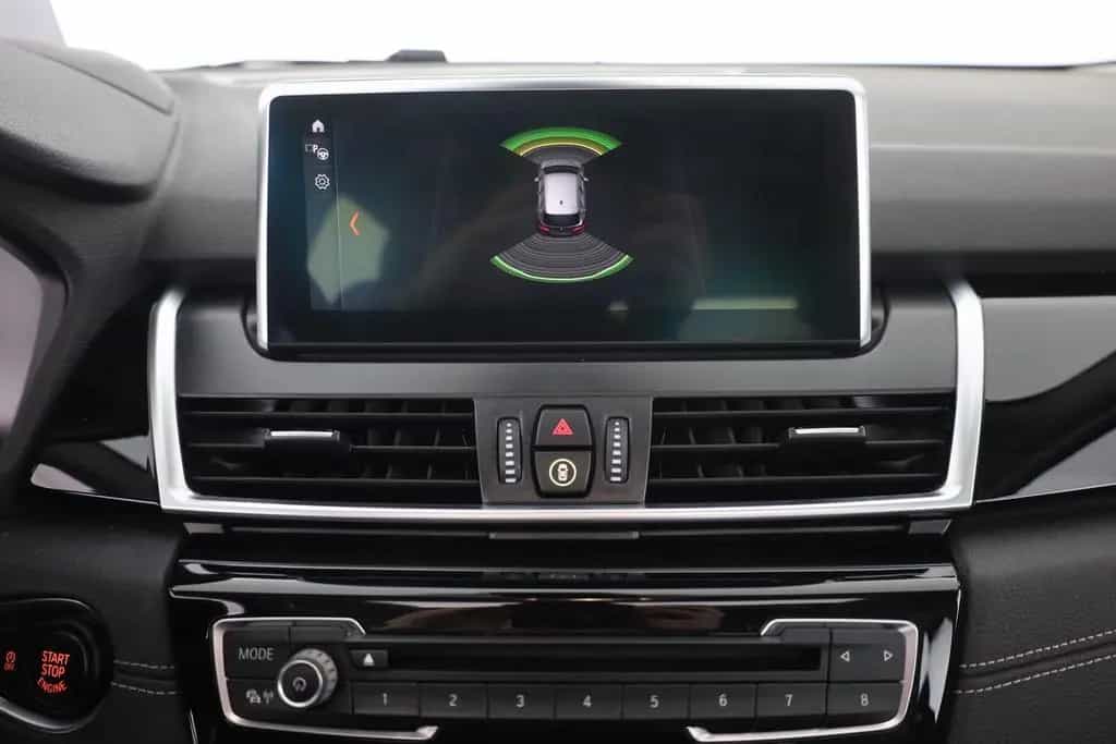BMW 218 i Active Tourer Luxury Line LED Navi Panorama 10/2019-photo-26