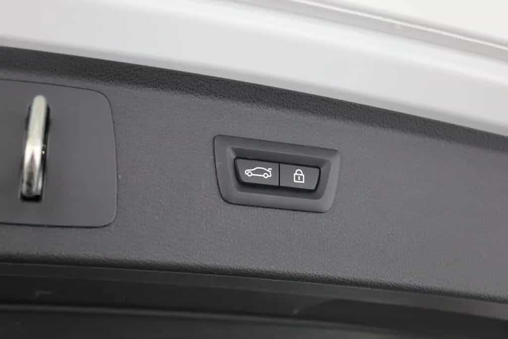 BMW 218 i Active Tourer Luxury Line LED Navi Panorama 10/2019-photo-27