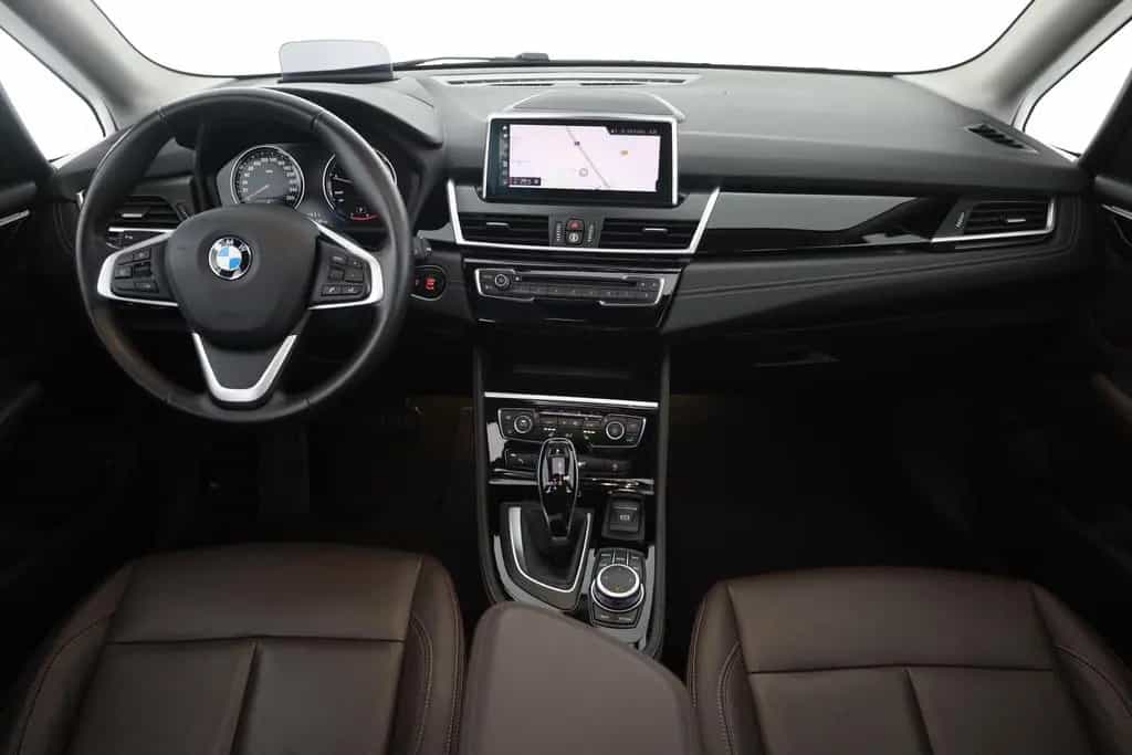 BMW 218 i Active Tourer Luxury Line LED Navi Panorama 10/2019-photo-8