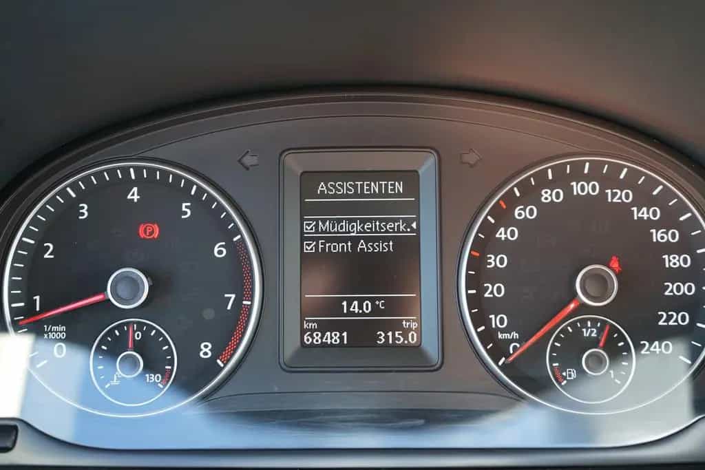 Volkswagen Caddy Maxi 1.4 TSI AAC SHZ 7-Sitzer PDC 10/2017-photo-31