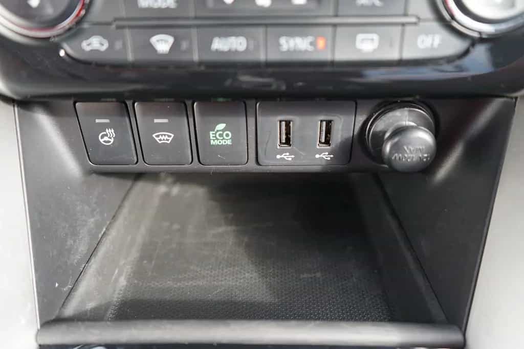 Mitsubishi Eclipse Cross 1.5 T-MIVEC 2WD LED 360° AHK 03/2020-photo-19
