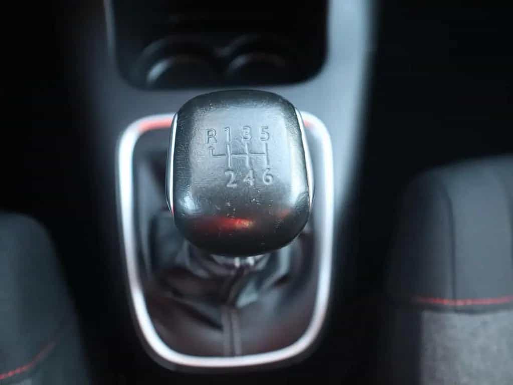 Citroën C3 1.2 12V e-THP Shine Navi Sitzheizung Kamera 03/2020-photo-16