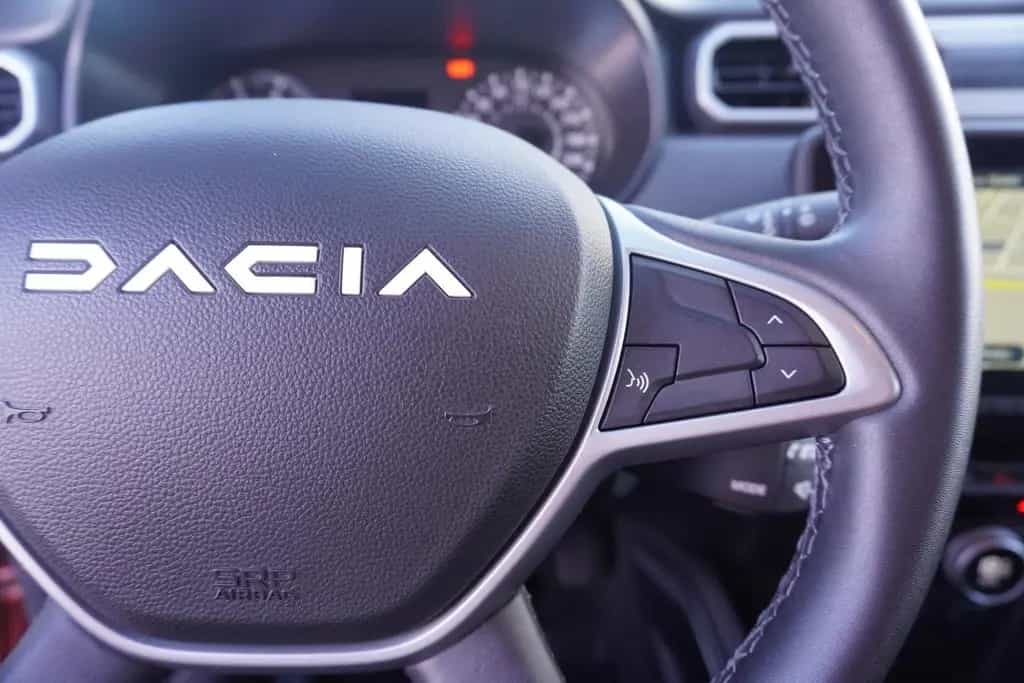 Dacia Duster 1.3 TCE Journey LED Navi Sitzheizung 360° 01/2023-photo-18
