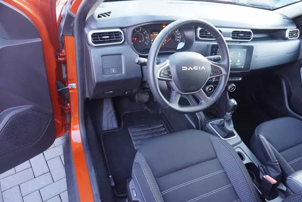 Dacia Duster 1.3 TCE Journey LED Navi Sitzheizung 360° 01/2023-photo-6