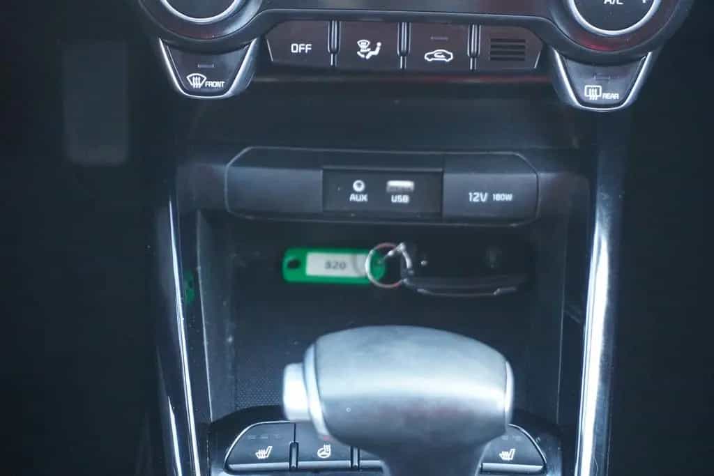 Kia Stonic 1.0 T-GDI Spirit Navi Sitzheizung Kamera 01/2019-photo-17