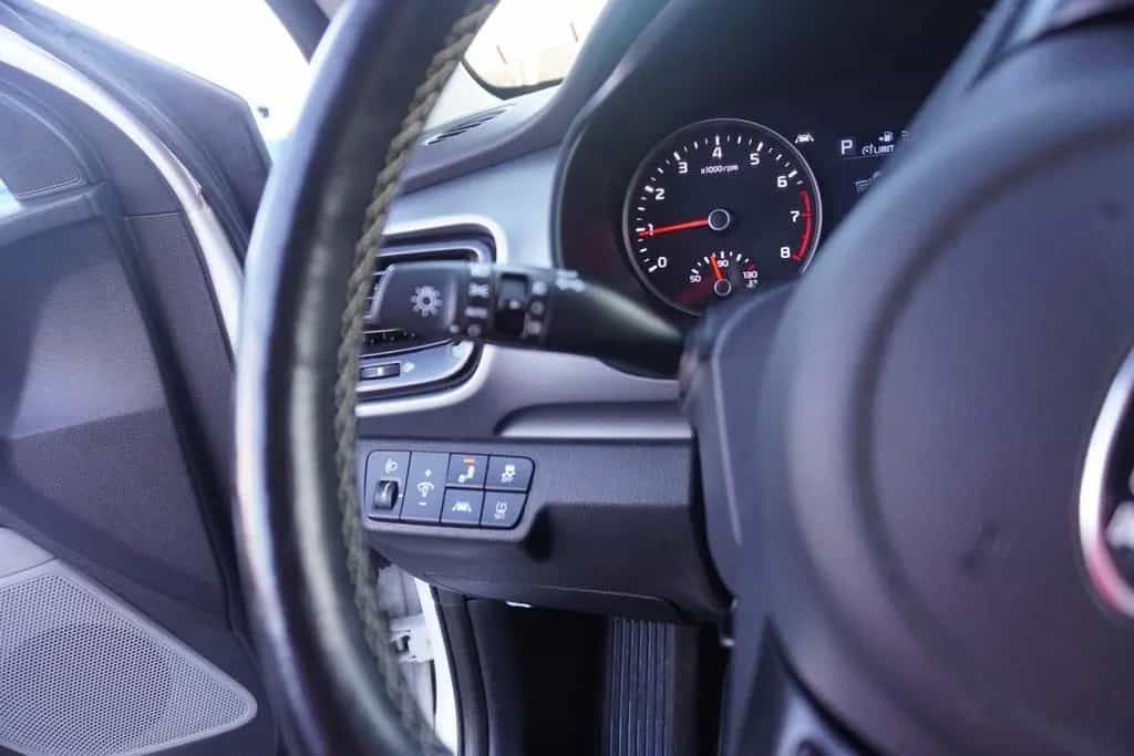 Kia Stonic 1.0 T-GDI Spirit Navi Sitzheizung Kamera 01/2019-photo-22