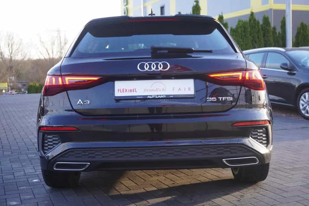 Audi A3 SB 35 TFSI S-Line LED Navi Kamera Tempomat 05/2021-photo-3