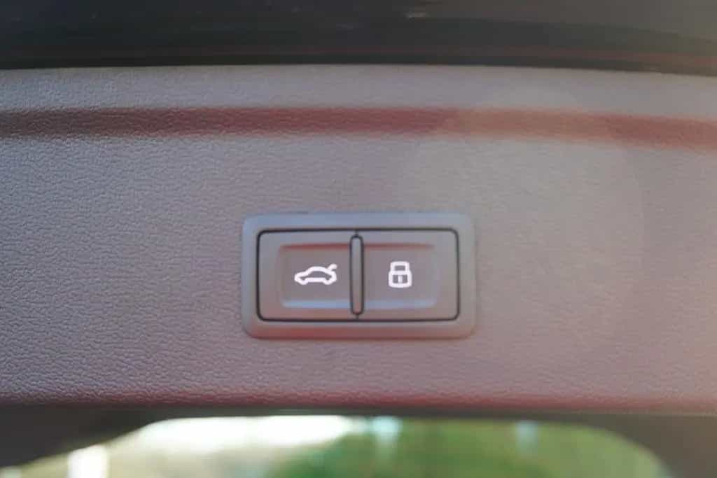 Audi A3 SB 35 TFSI S-Line LED Navi Kamera Tempomat 05/2021-photo-33