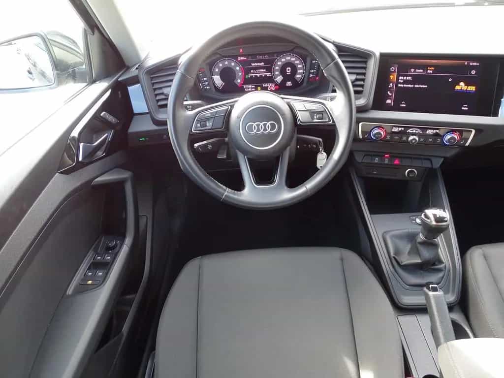 Audi A1 Sportback 30 1.0 TFSI Virtual Cockpit PDC 12/2018-photo-10