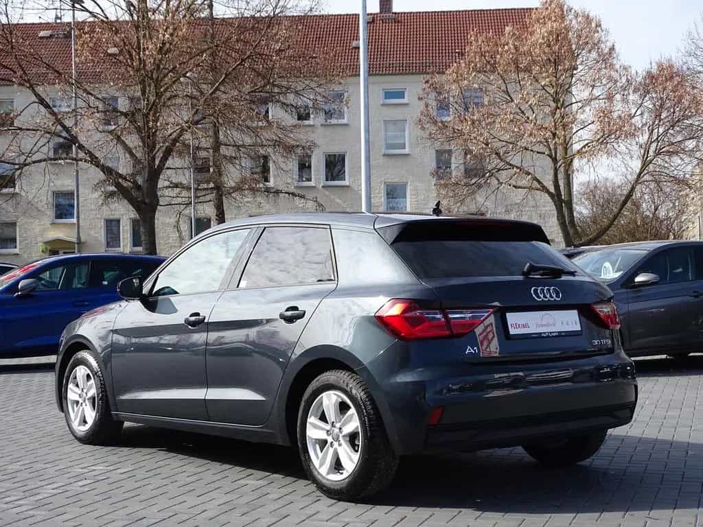 Audi A1 Sportback 30 1.0 TFSI Virtual Cockpit PDC 12/2018-photo-2