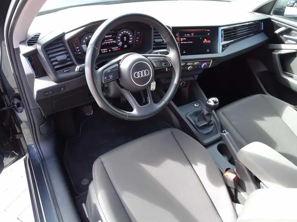 Audi A1 Sportback 30 1.0 TFSI Virtual Cockpit PDC 12/2018-photo-8