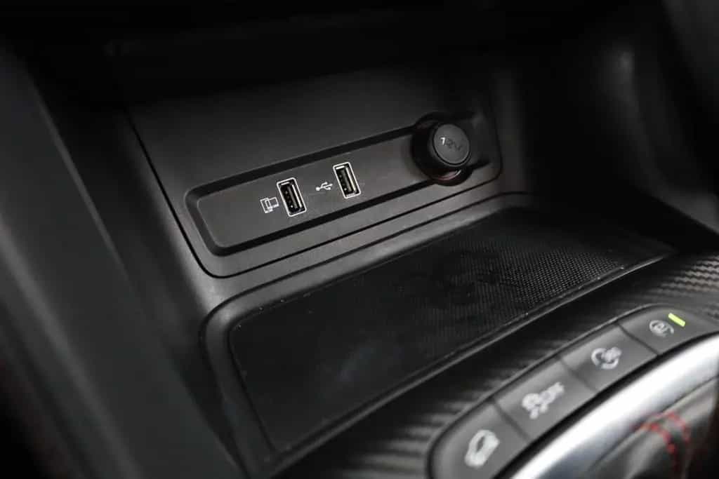 MG ZS 1.0 T-GDI Luxury Aut. LED Navi 360° Sitzheizu 05/2024-photo-12