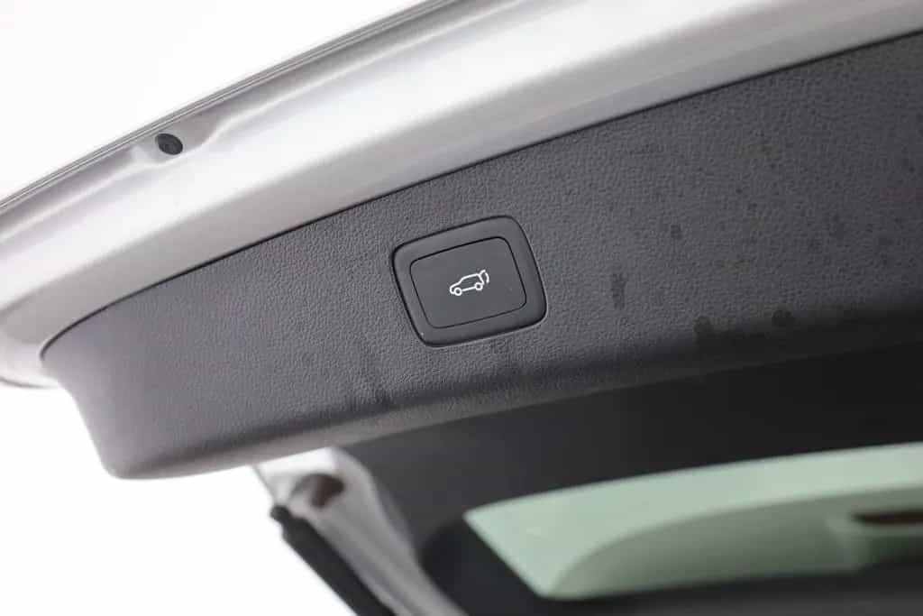 MG HS 1.5 T-GDI Luxury Aut. LED ACC Navi 360° Pano 01/2024-photo-24
