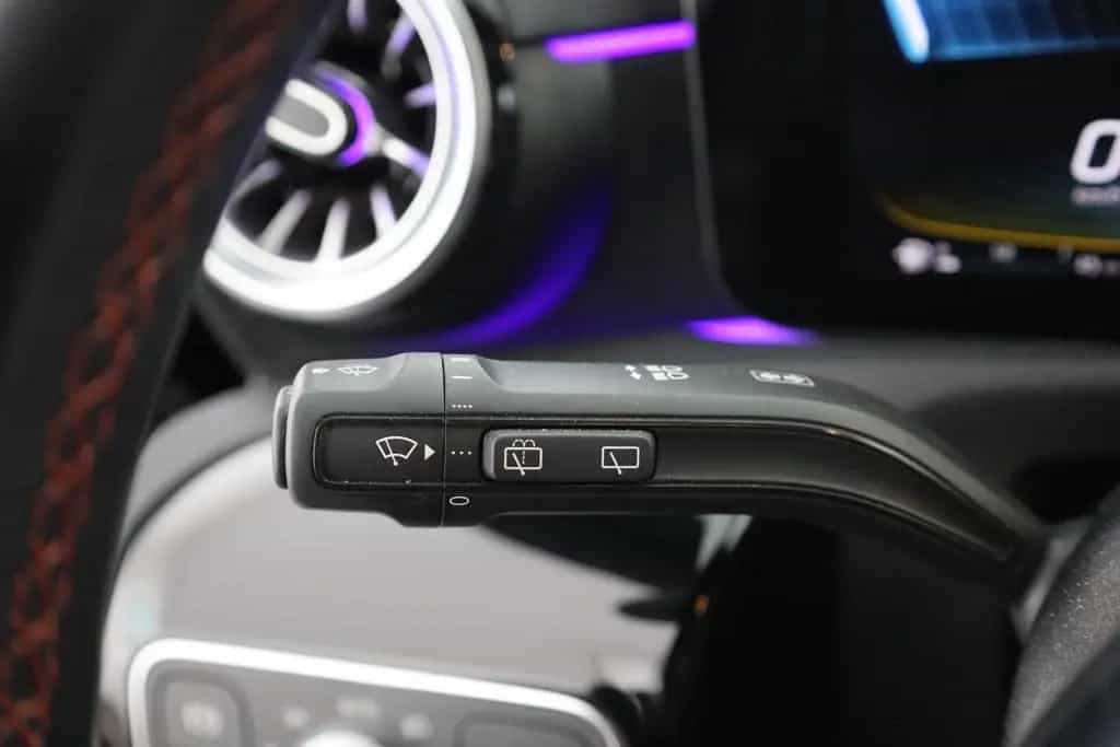 Mercedes-Benz CLA 35 AMG SB 4Matic LED Navi Sitzheizung PDC 07/2021-photo-19