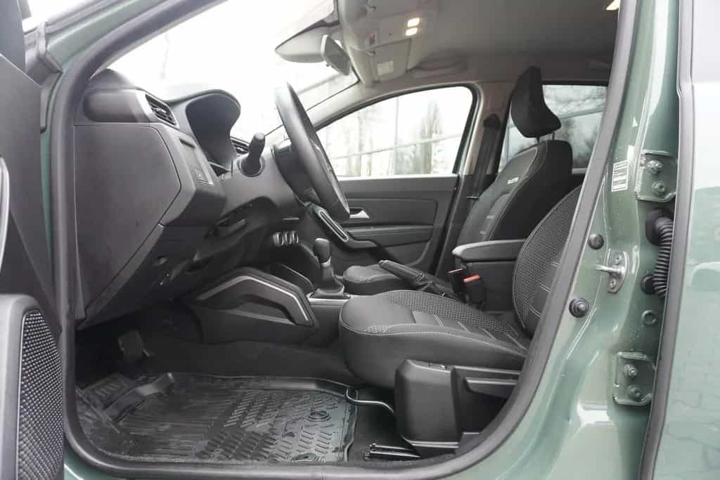 Dacia Duster II 1.3 TCE Extreme Navi Sitzheizung PDC 02/2023-photo-10