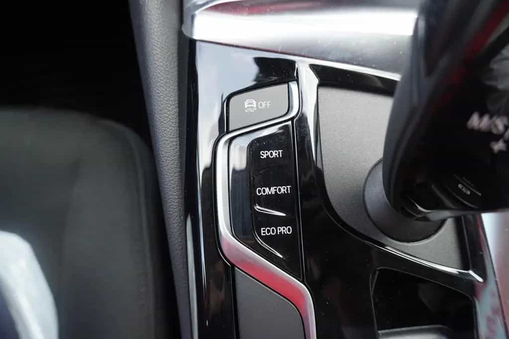 BMW 5 Series 520d xDrive LED Navi Tempomat Sitzheizung AHK 12/2018-photo-22