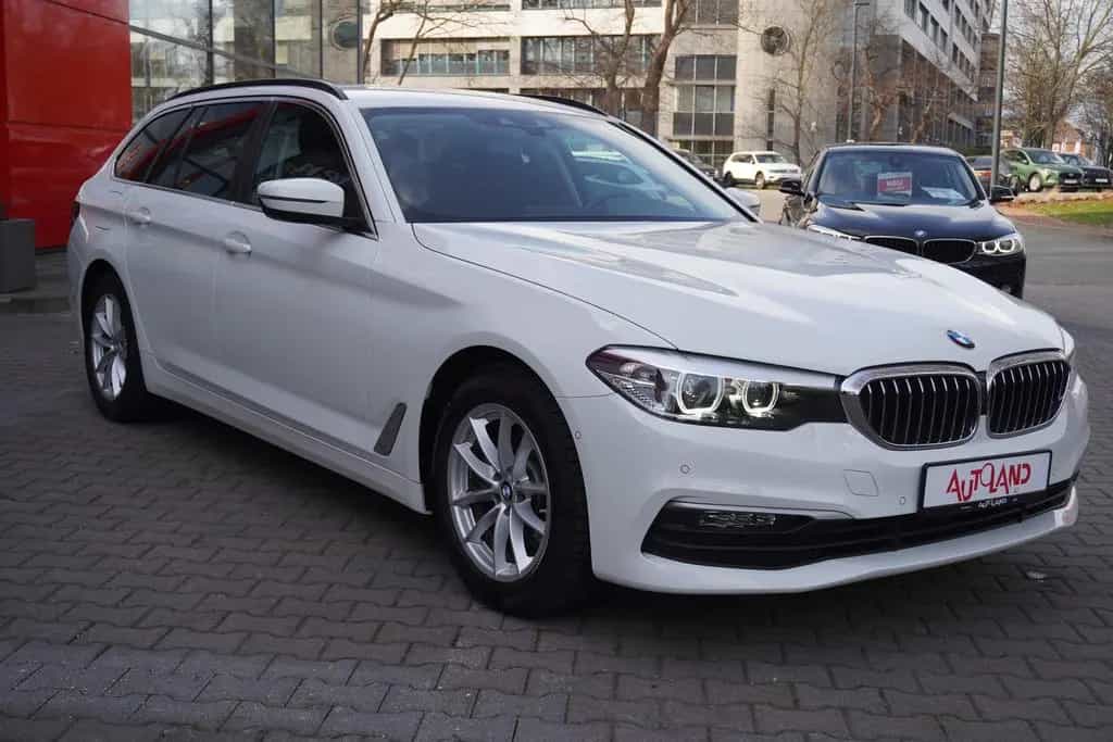BMW 5 Series 520d xDrive LED Navi Tempomat Sitzheizung AHK 12/2018-photo-3